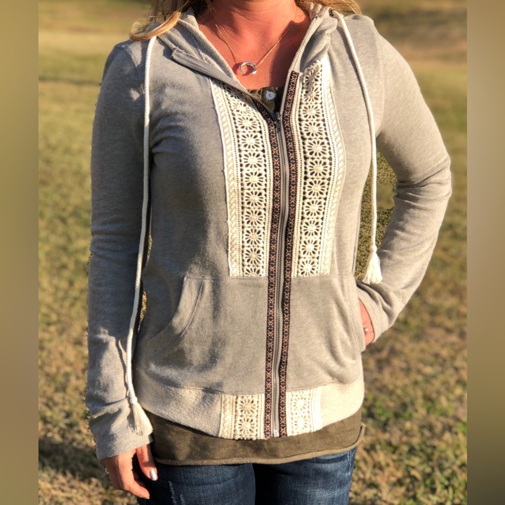 Hem & Thread Heather Gray Lace-Trim Zip Hoodie Jacket Feminine Boho NWT